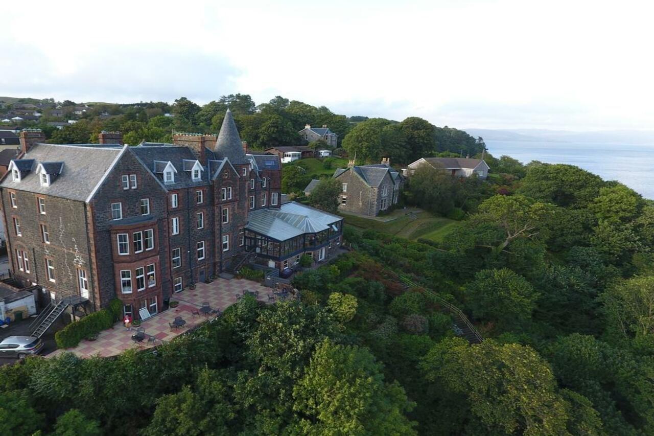 Western Isles Hotel Tobermory Exterior photo